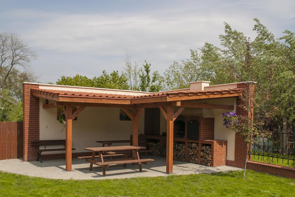 Apartamenty I Domki Osinscy Braniewo Exterior foto